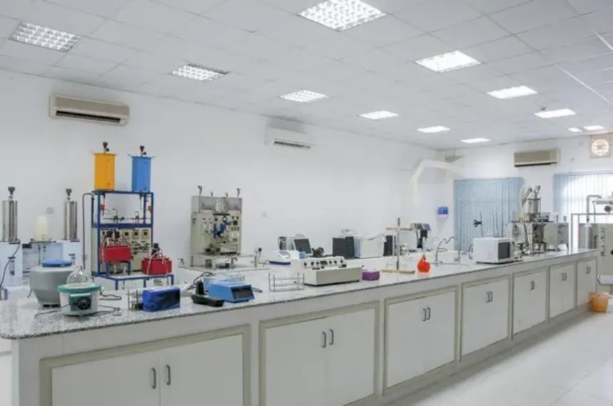 Cómo organizar su espacio de laboratorio para una mejor productividad